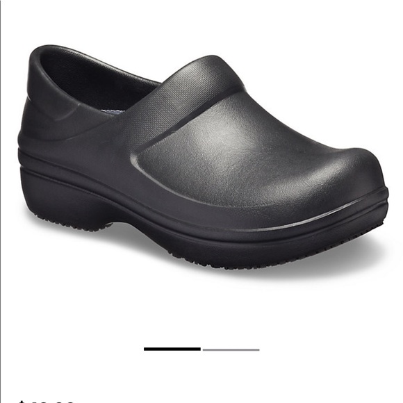 crocs nursing clogs